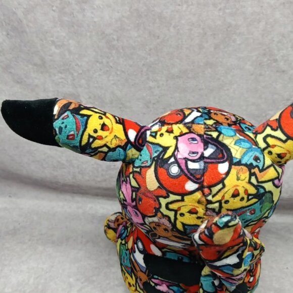 Pokémon Pikachu Shibuya Graffiti Plush 8 Inches Limited Edition RARE Stuffed N7 - Picture 4 of 6